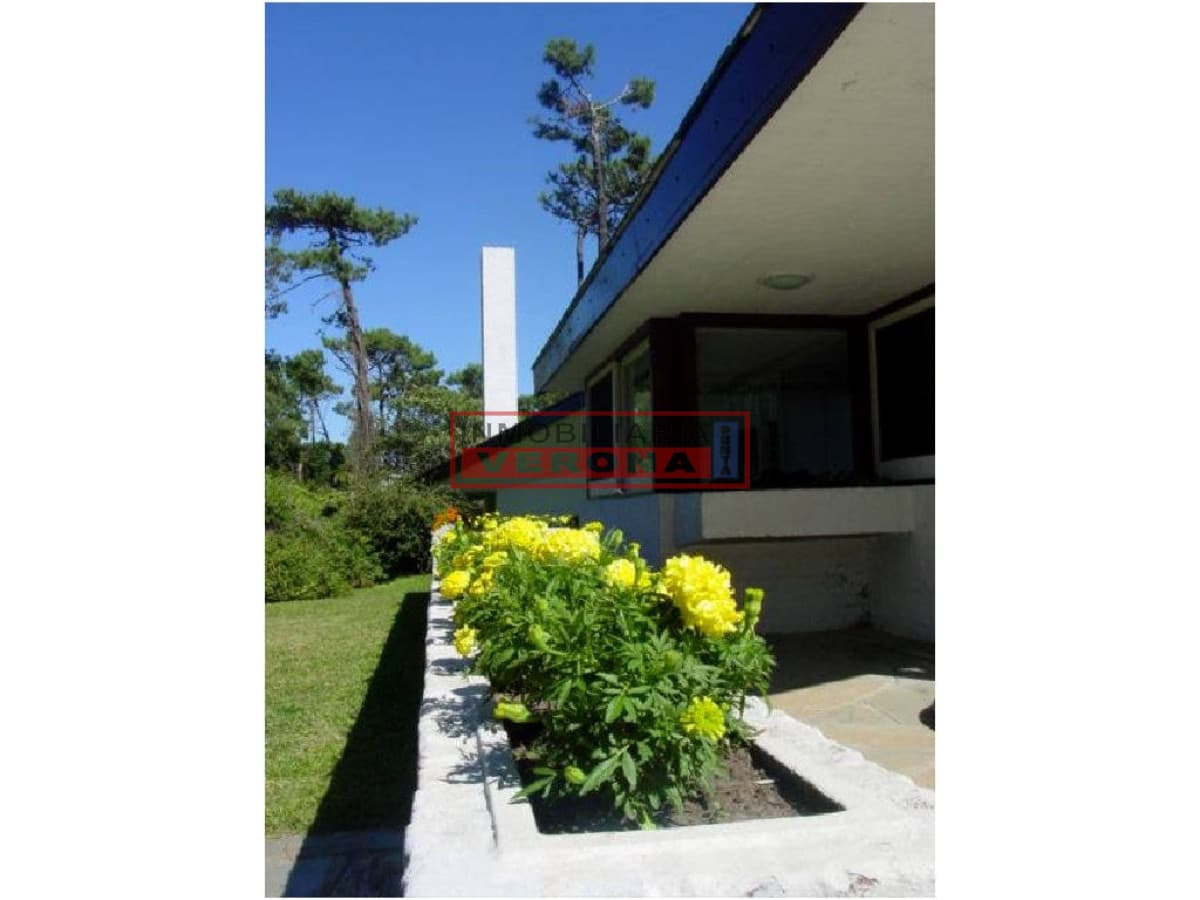 Casa en Mansa, 4 dormitorios * - Inmobiliaria Verona Punta