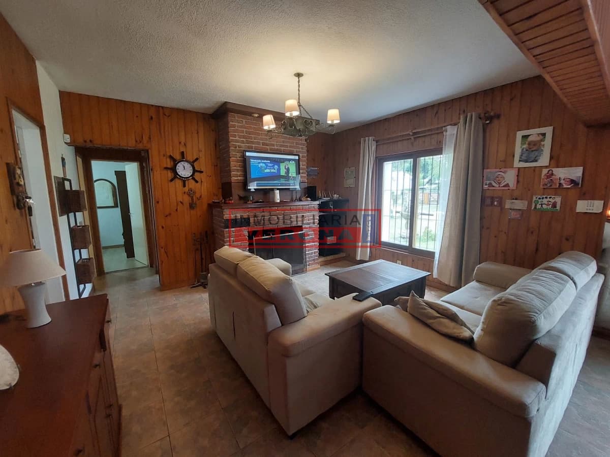 Casa 3 Dormitorios Barbacoa Pinares - Punta del Este - Inmobiliaria Verona Punta