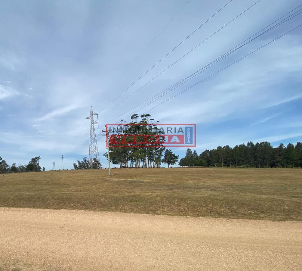 Lote en complejo "El Quijote" - Inmobiliaria Verona Punta