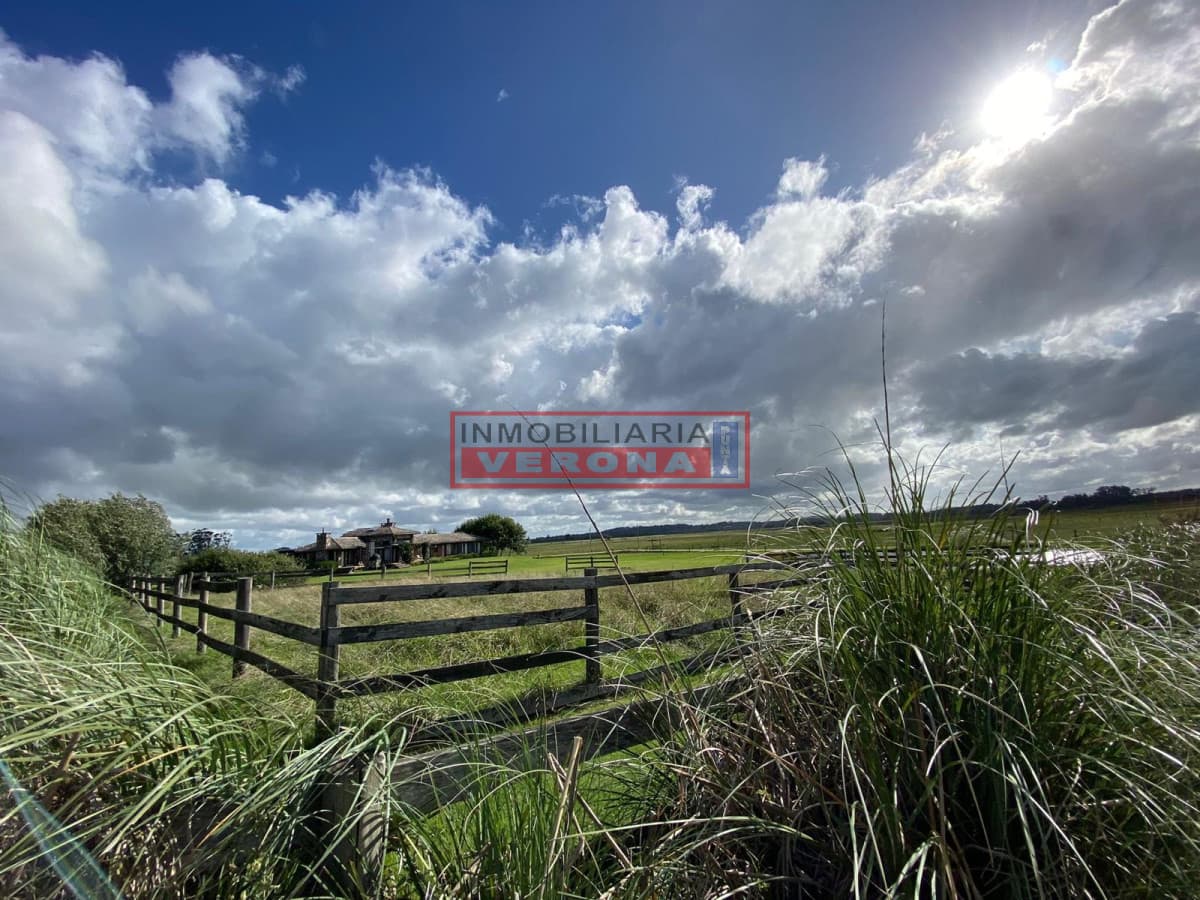 Lote en Complejo "El Quijote". - Inmobiliaria Verona Punta