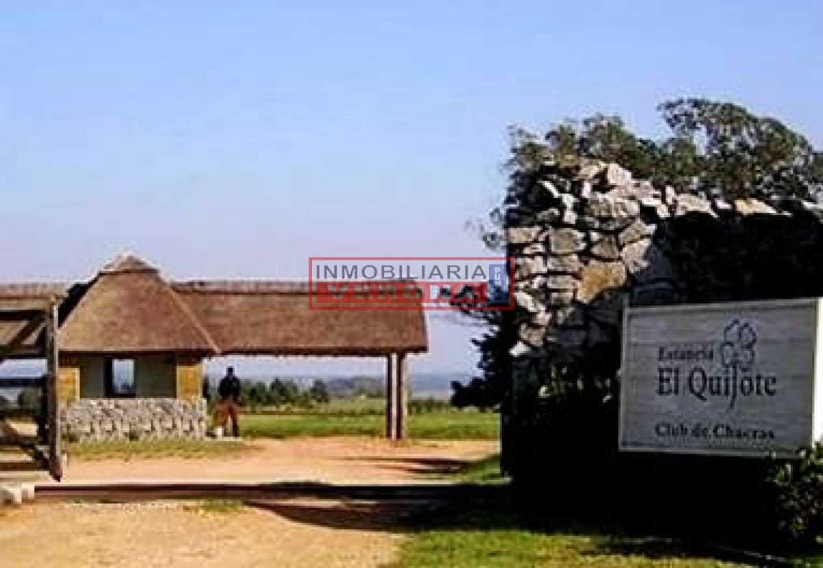 Lote en Complejo "El Quijote" - Inmobiliaria Verona Punta