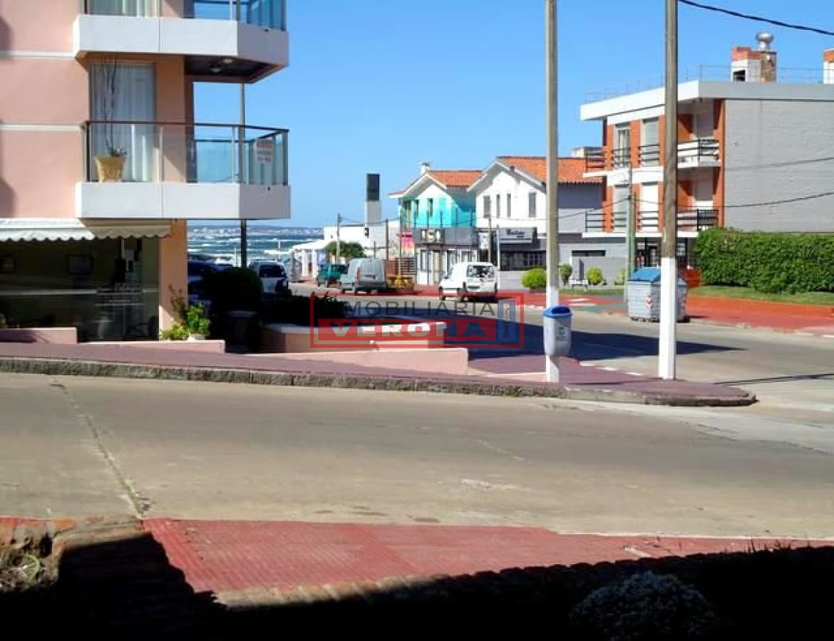 Local en Punta del Este, Península - Inmobiliaria Verona Punta