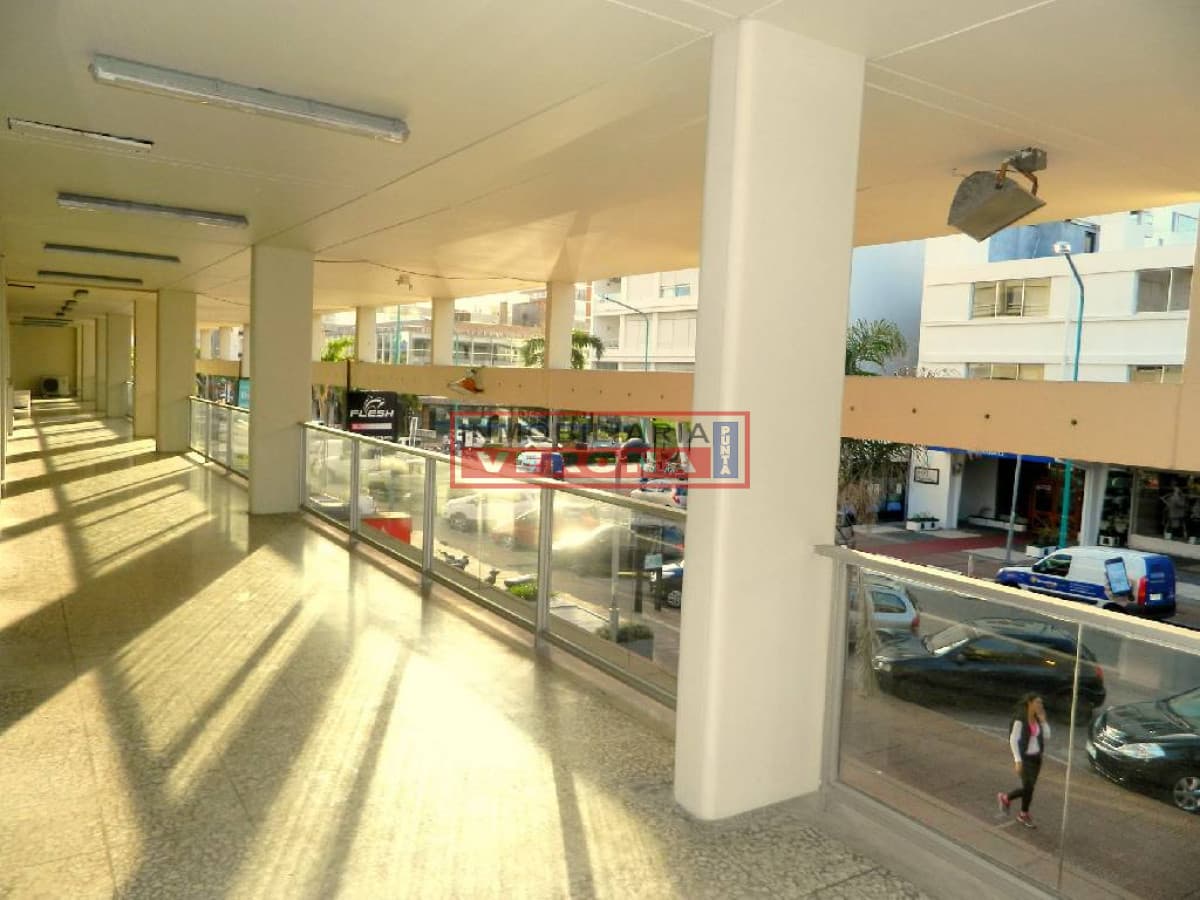 OPORTUNIDAD A GORLERO !!!  - Inmobiliaria Verona Punta