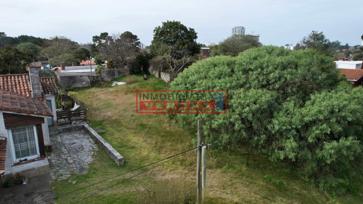 SE VENDE TERRENO EN PUNTA DEL ESTE - Inmobiliaria Verona Punta