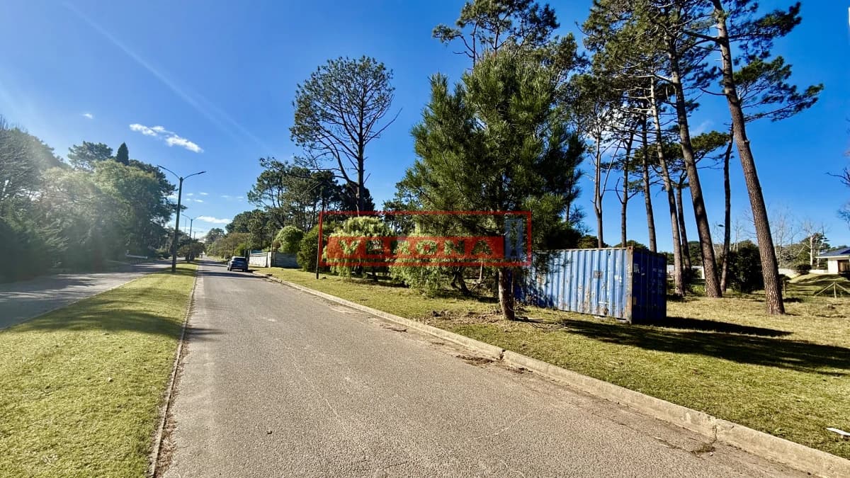 Terreno en Punta del Este, Beverly Hills - Inmobiliaria Verona Punta