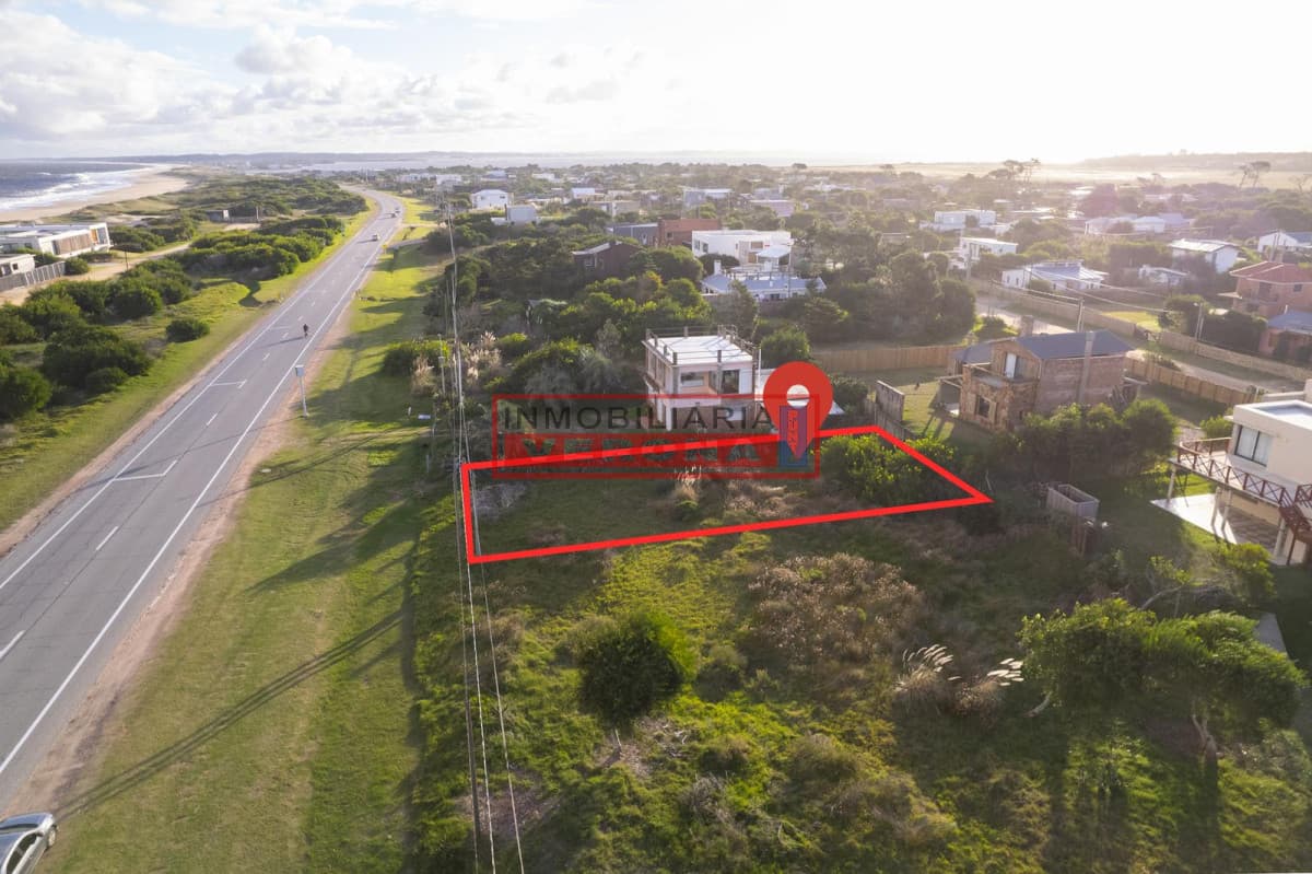 Terreno frente al mar - La Juanita - Inmobiliaria Verona Punta