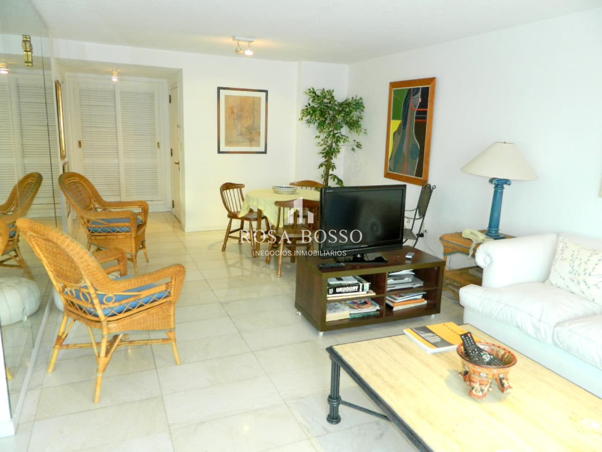Apartamento en Peninsula, 3 dormitorios *