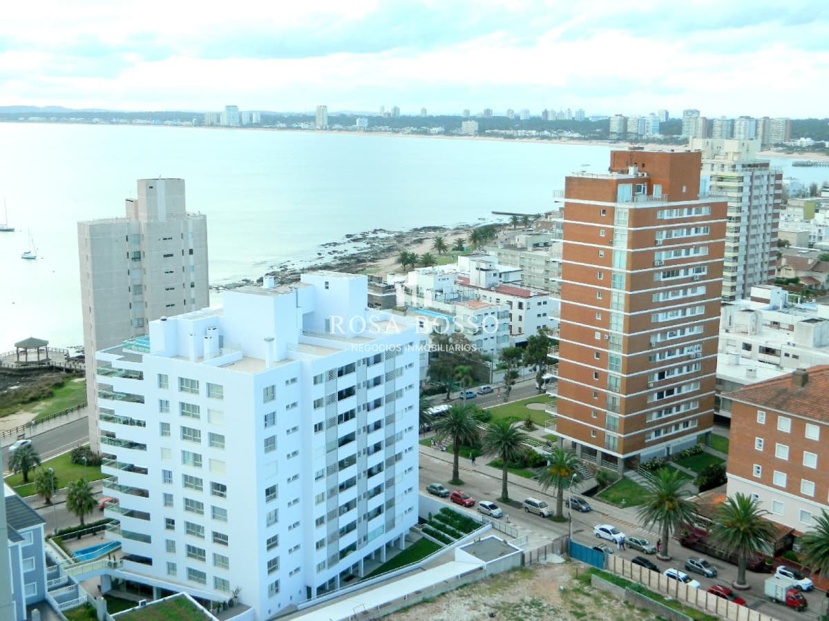 Apartamento en Peninsula, 3 dormitorios *