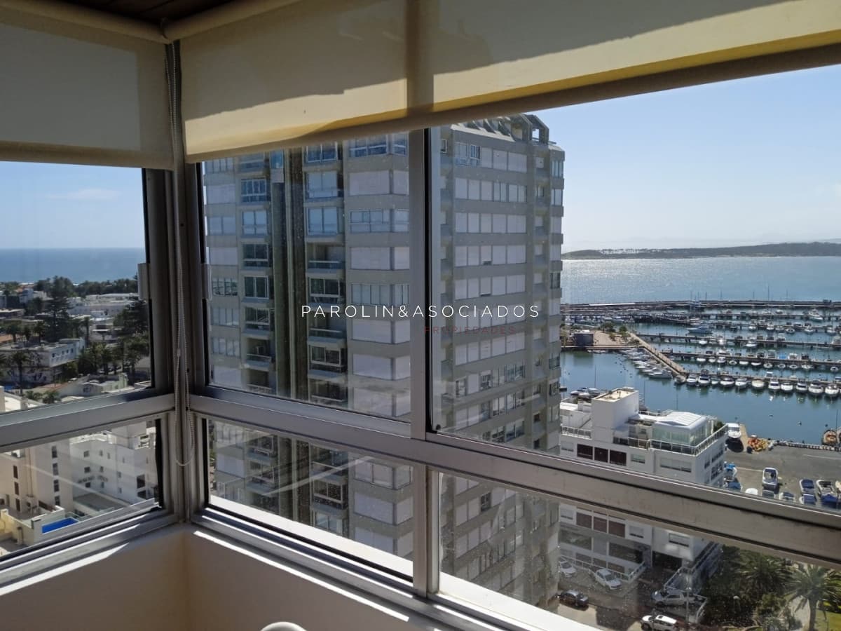 Apartamento en Peninsula, 3 dormitorios *