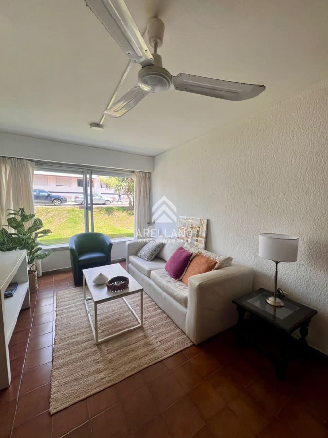 Apartamento ID.4194 - Oportunidad 2 dormitorios y medio, próximo al Puerto!