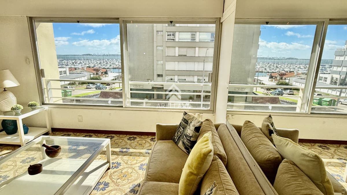 Apartamento ID.6395 - Apartamento en venta 2 dormitorios al PUERTO!