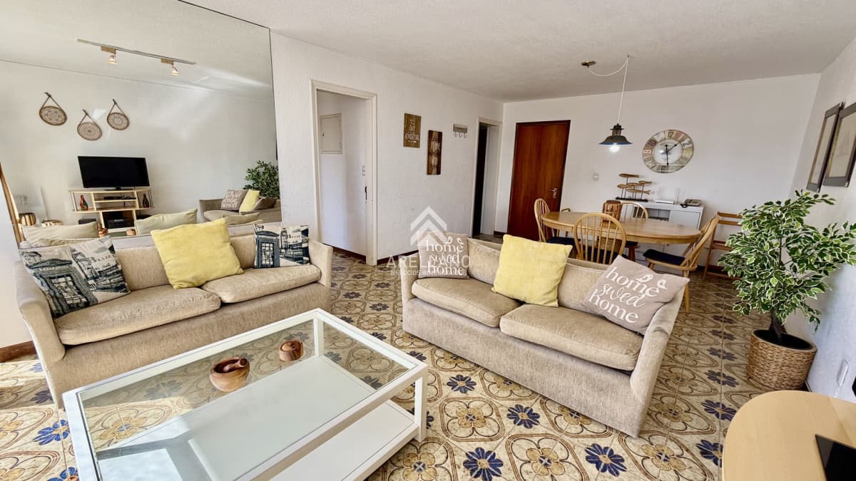 Apartamento ID.6395 - Apartamento en venta 2 dormitorios al PUERTO!