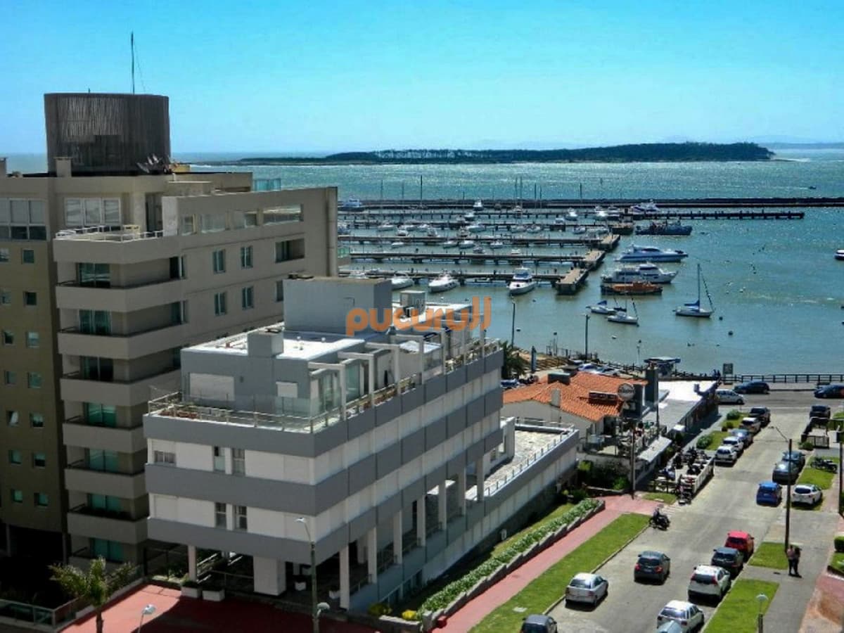 OPORTUNIDAD Venta Apartamento TORRE VERONA - 2 dormitorios y medio