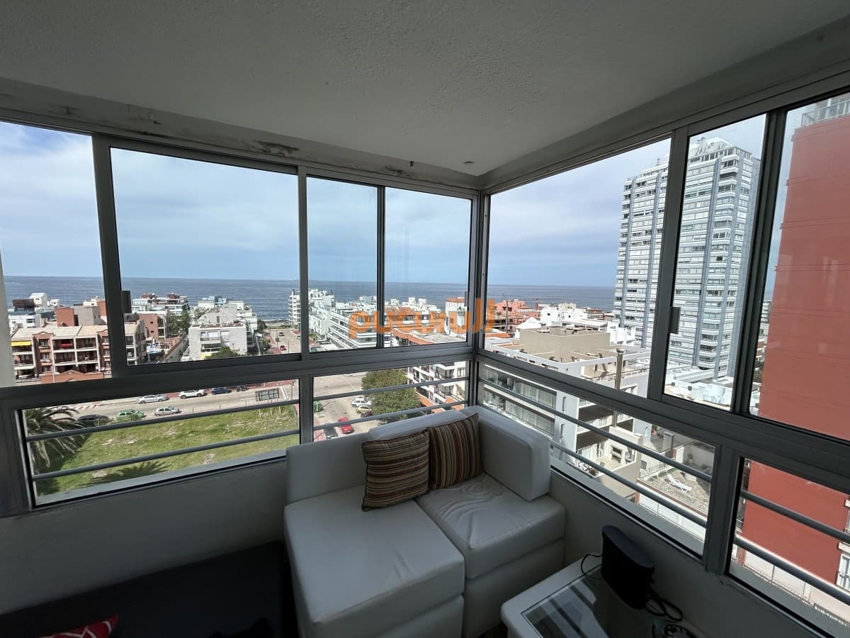 OPORTUNIDAD Venta Apartamento TORRE VERONA - 2 dormitorios y medio