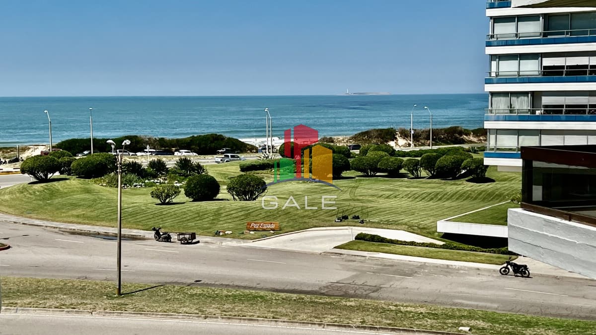 Gale Propiedades & Escribanía Apartamento ID.3693 - Oportunidad reciclada frente al MAR!