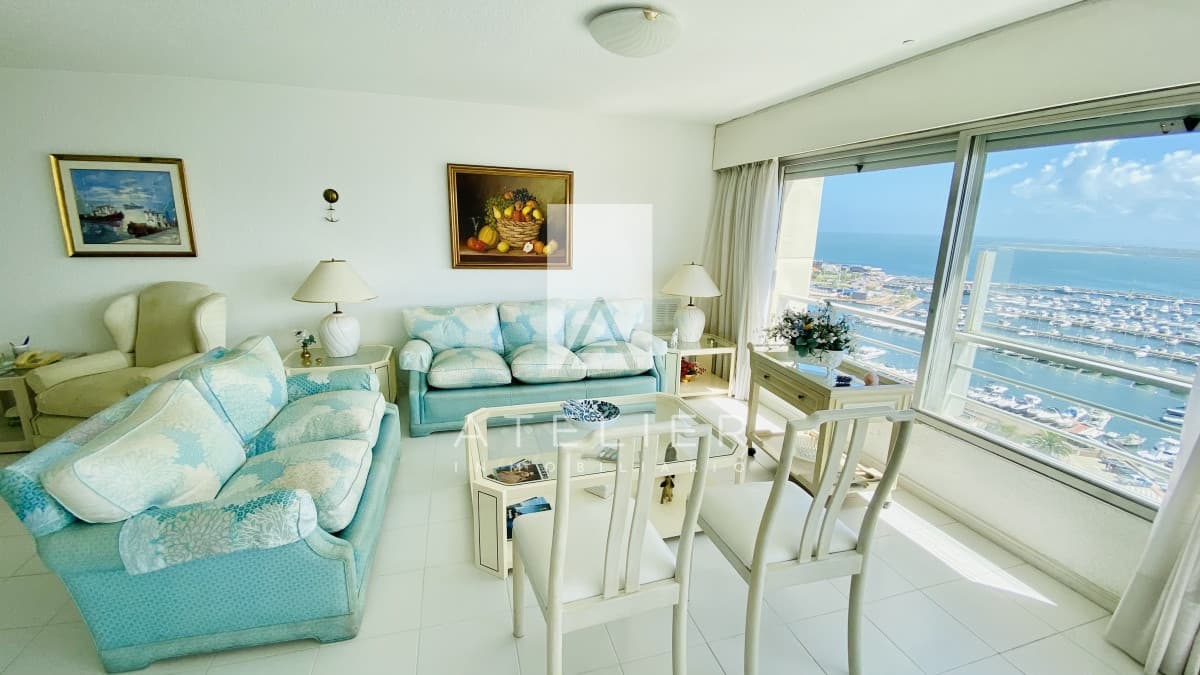 Oportunidad en Torre Verona - Apto 3 dorms y servicio