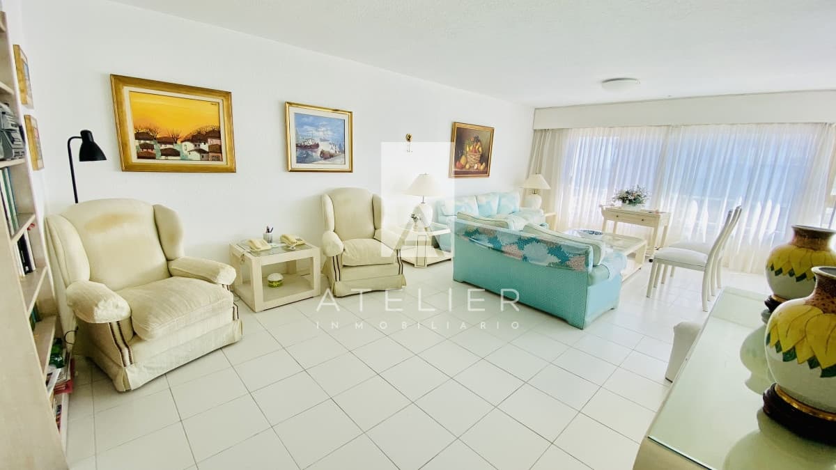 Oportunidad en Torre Verona - Apto 3 dorms y servicio