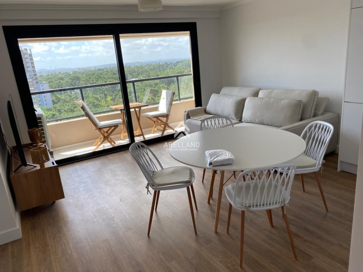 Apartamento ID.6504 - SEE GARDEN 1 dormitorio piso alto