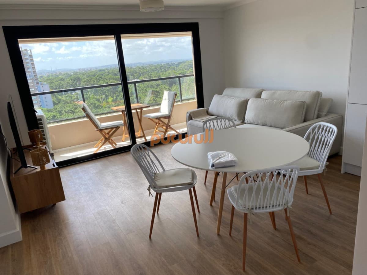 SEE GARDEN 1 dormitorio piso alto