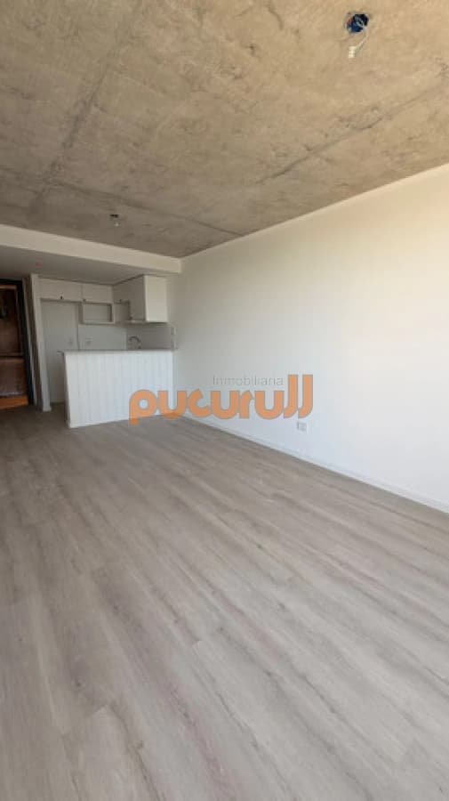 Apartamento En Venta Punta Del Este A Estrenar Sobre Roosevelt