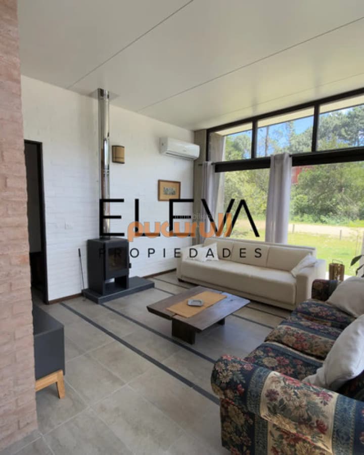 Casa En Venta En Punta Colorada