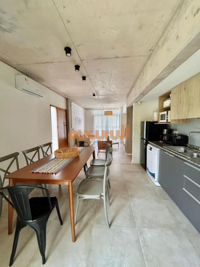 Casa En Venta En Punta Colorada