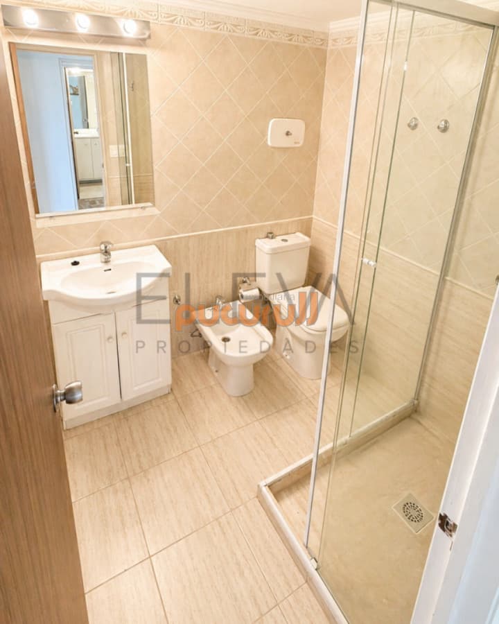 Apartamento Con Vista Doble Al Mar, En La Peninsula 1 Cuadra De Playa Brava, 4 De Playa Mansa 1 De Gorlero