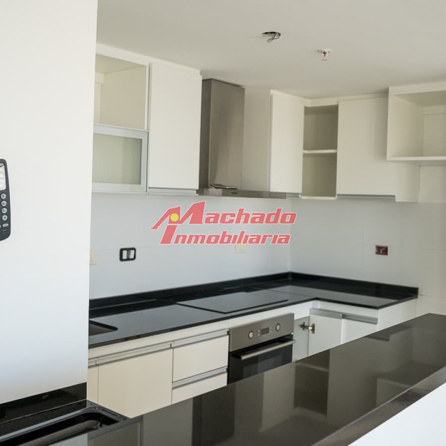 Venta, Penhouse de 3 dormitorios en Punta del Este