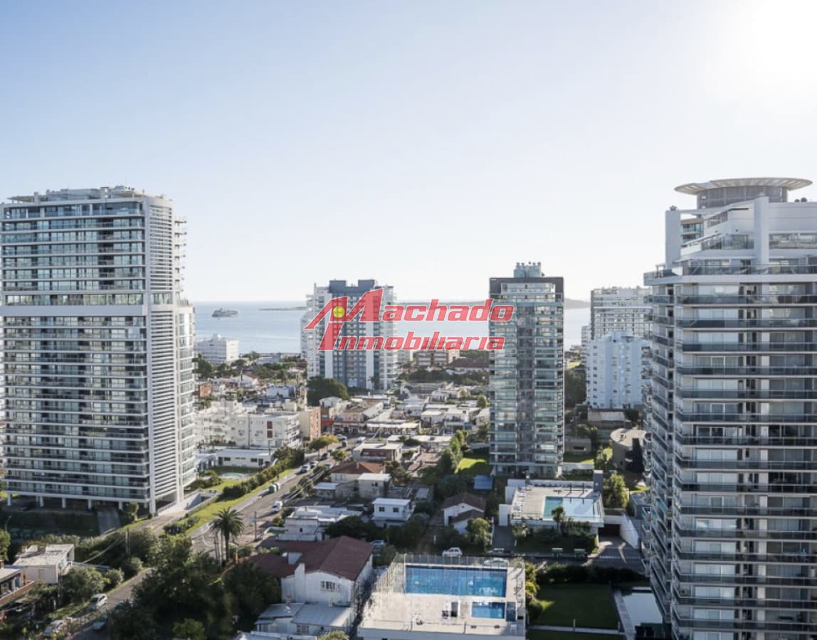 Venta, Penhouse de 3 dormitorios en Punta del Este