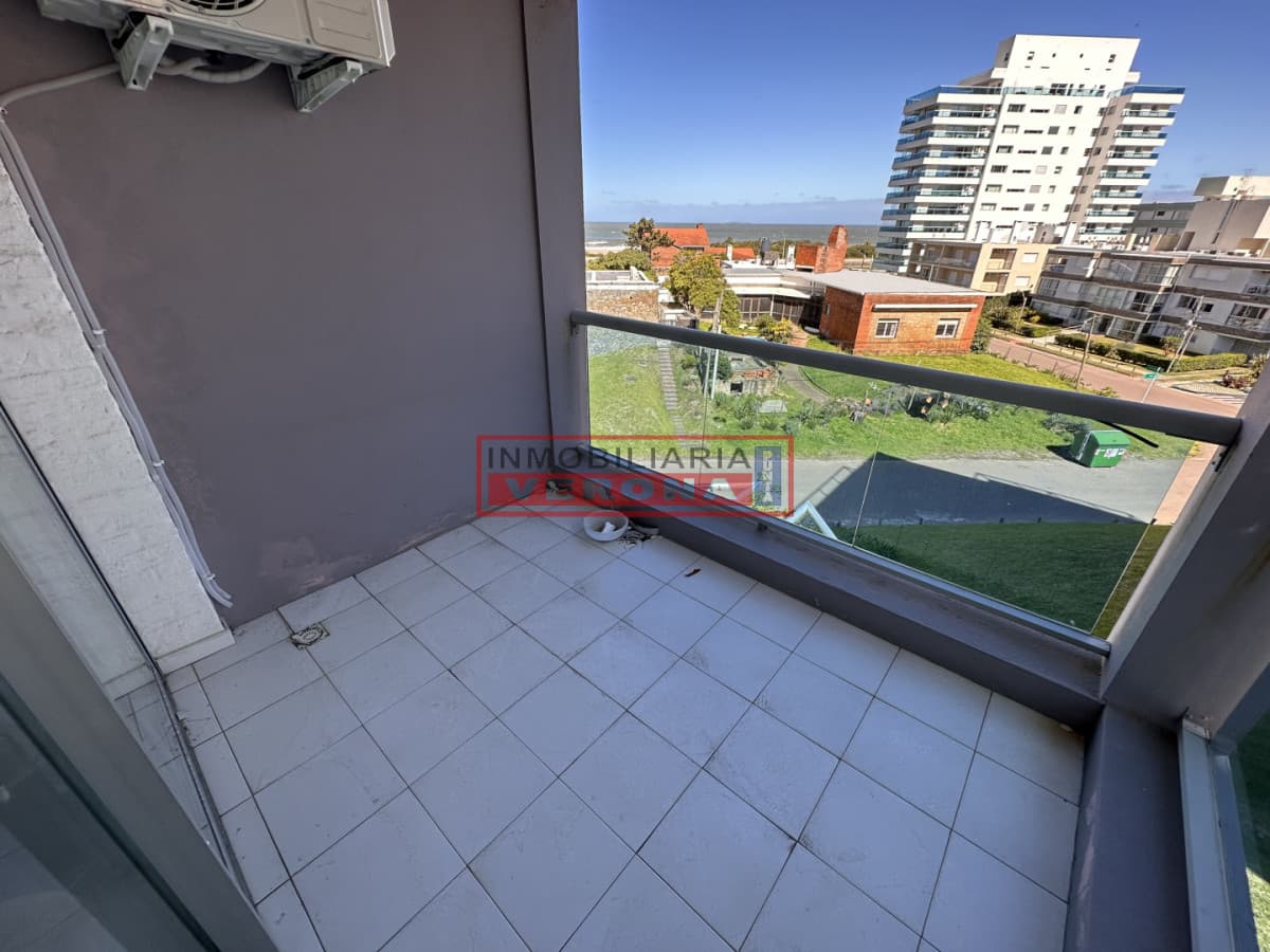 Apartamento a una cuadra de la playa - Inmobiliaria Verona Punta