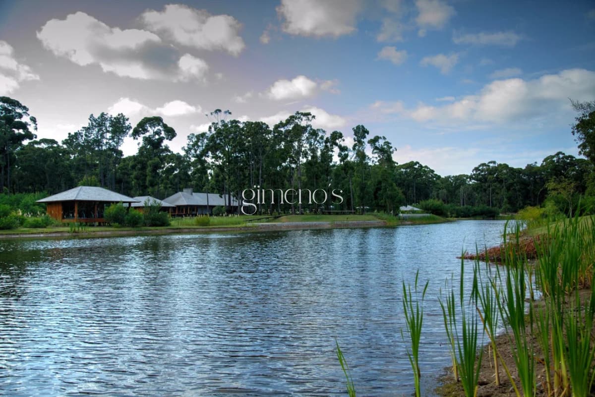 Terreno en Venta en Solanas, Desing Village