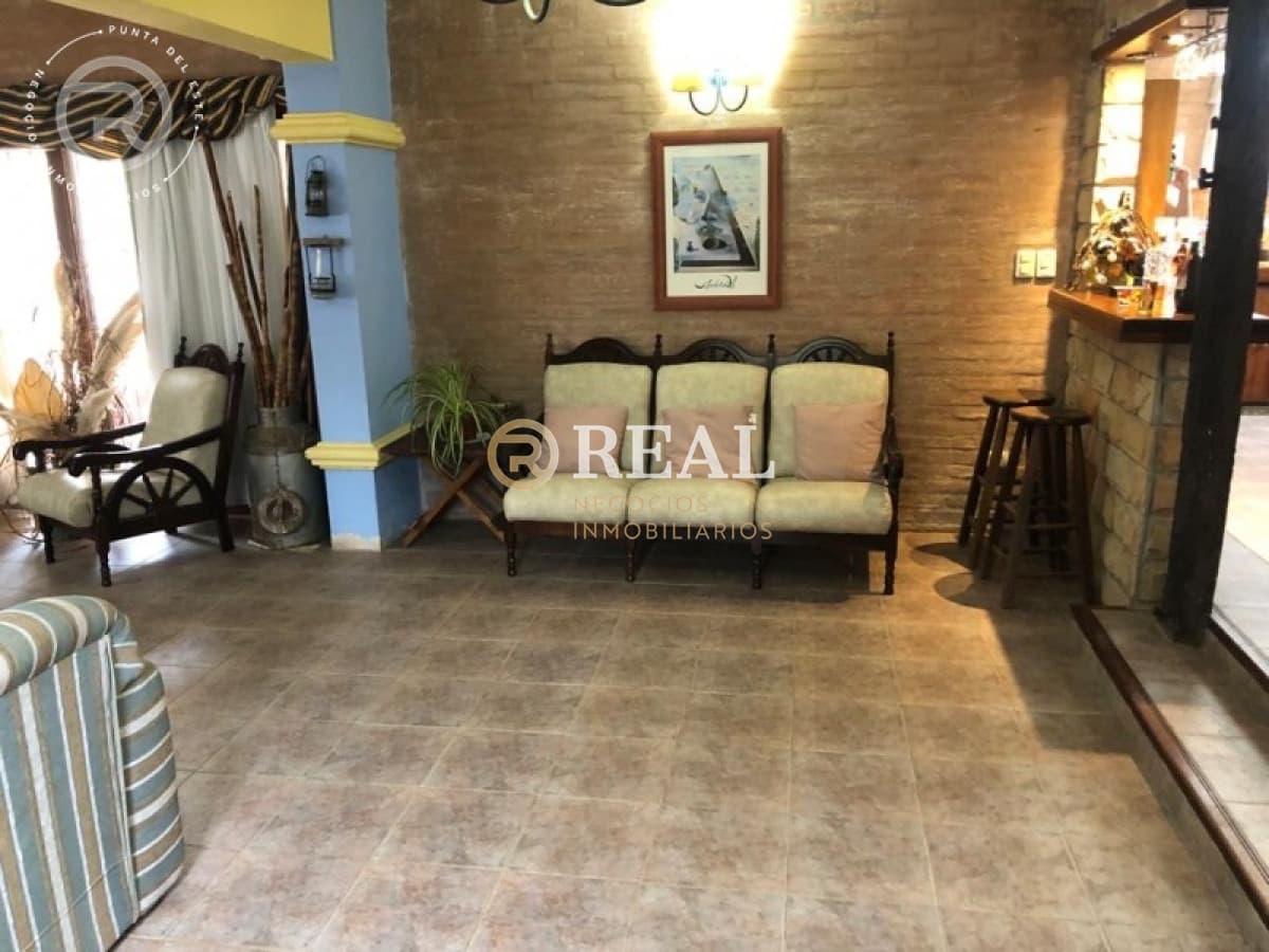 Casa con terraza con vista, muy cómoda