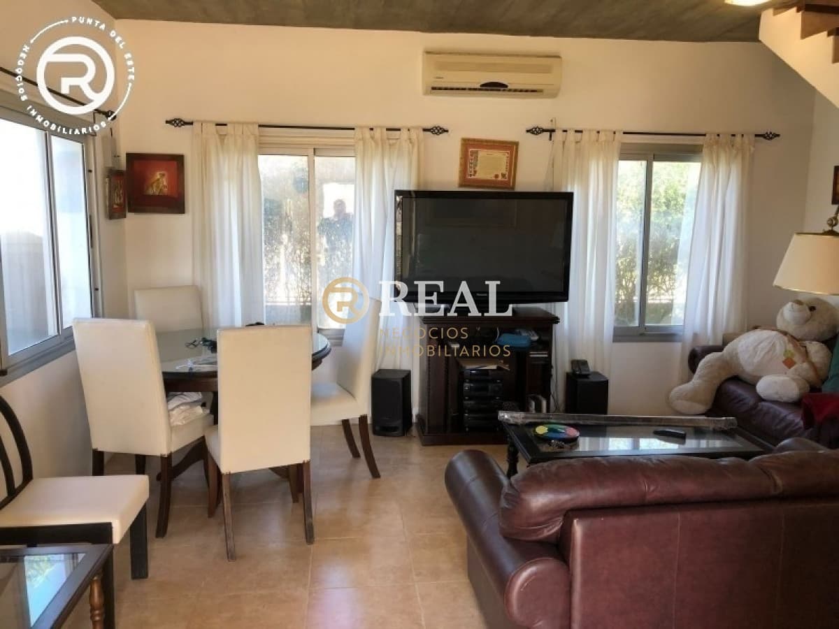Casa ID.1026 - Casa en venta con vista al Mar