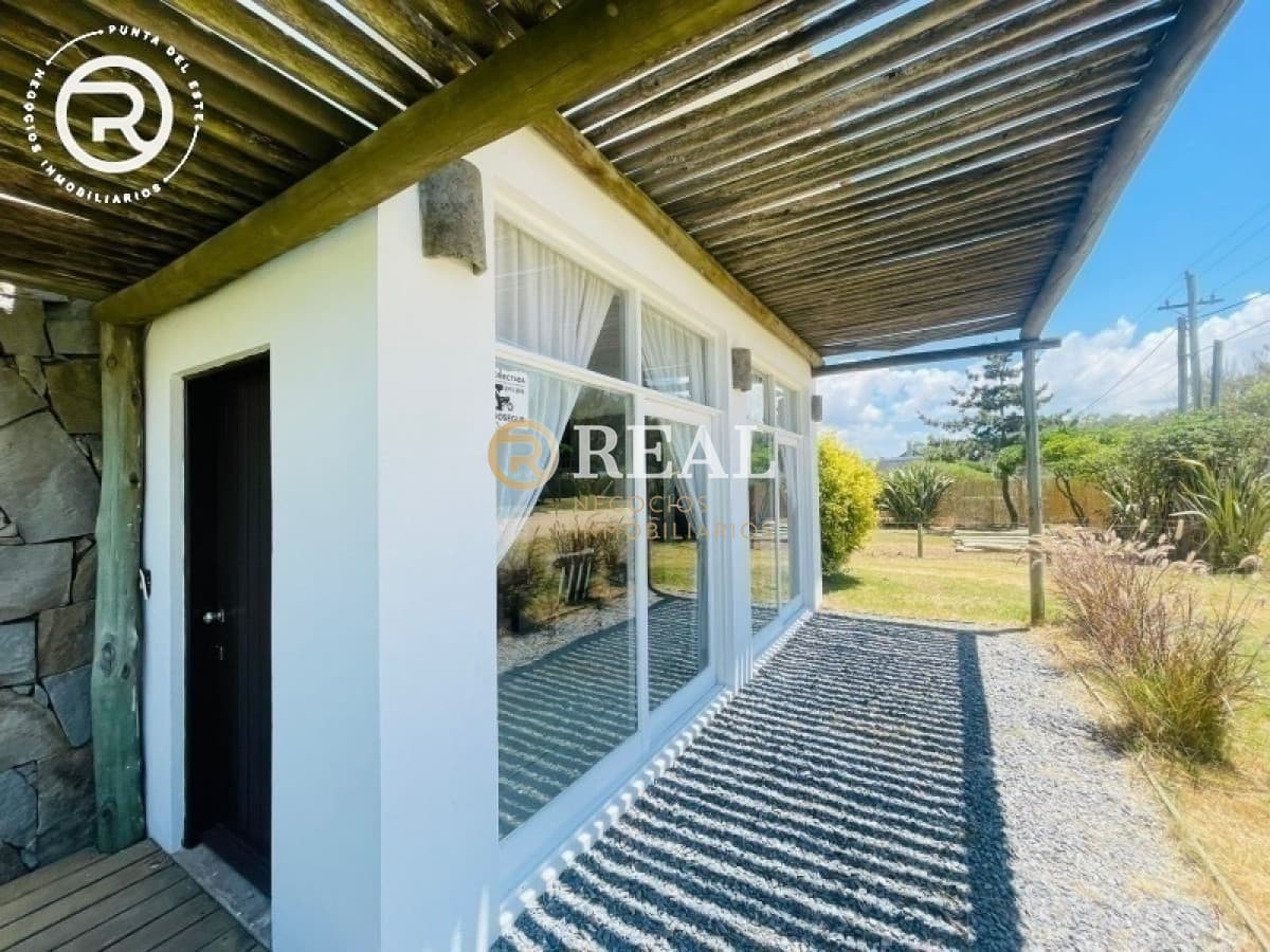 Casa ID.1035 - Casa en alquiler temporal y venta a pasos del mar