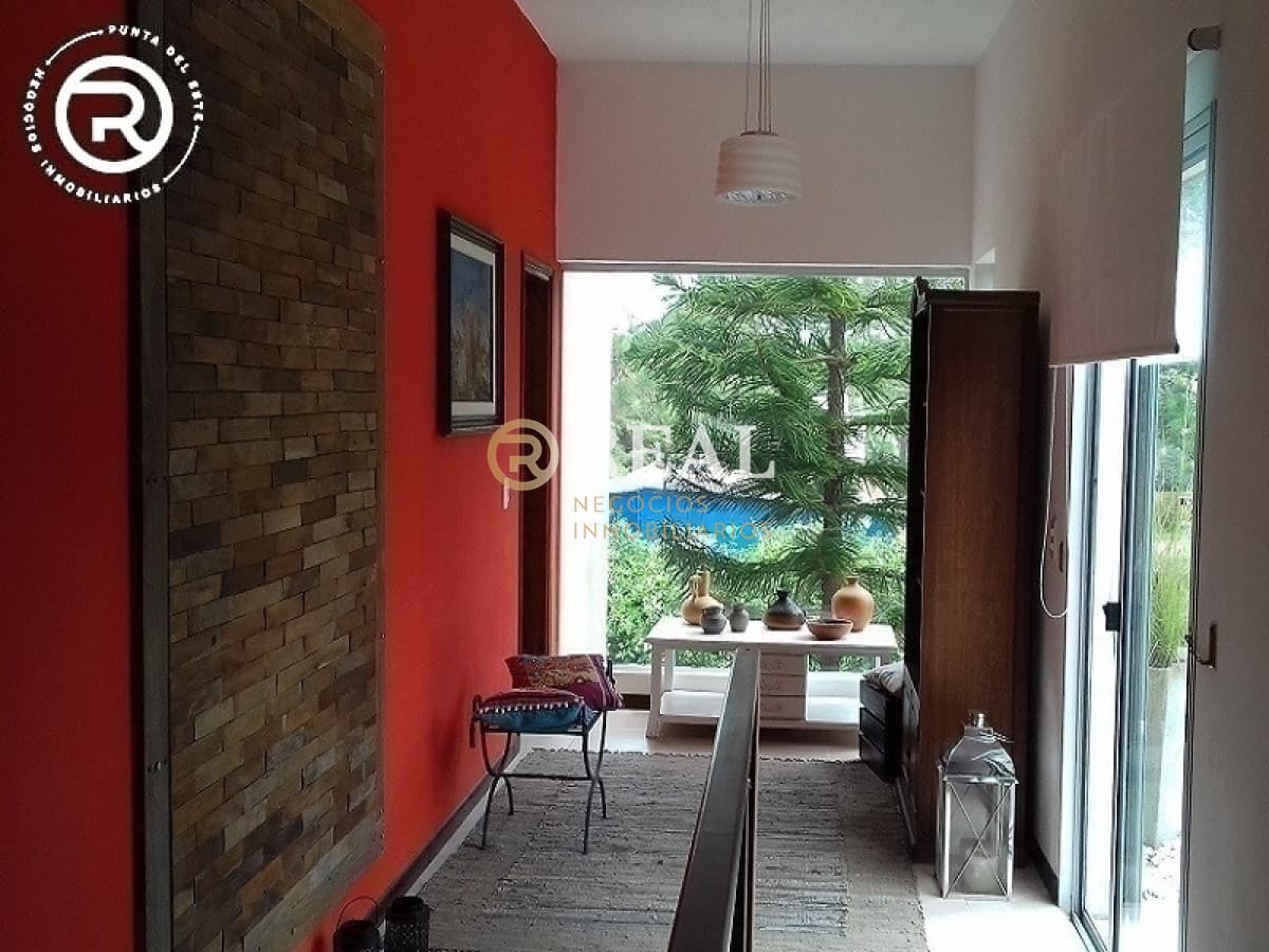 Casa en alquiler en Balneario Buenos Aires.