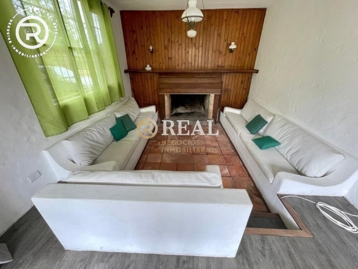 Casa ID.1125 - Casa con dependencia en Balneario Buenos Aires