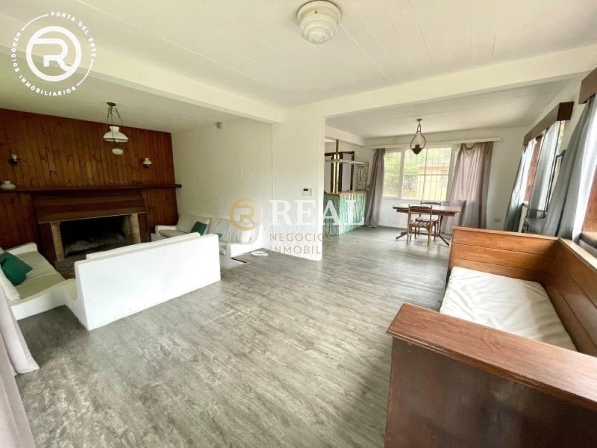 Casa ID.1125 - Casa con dependencia en Balneario Buenos Aires