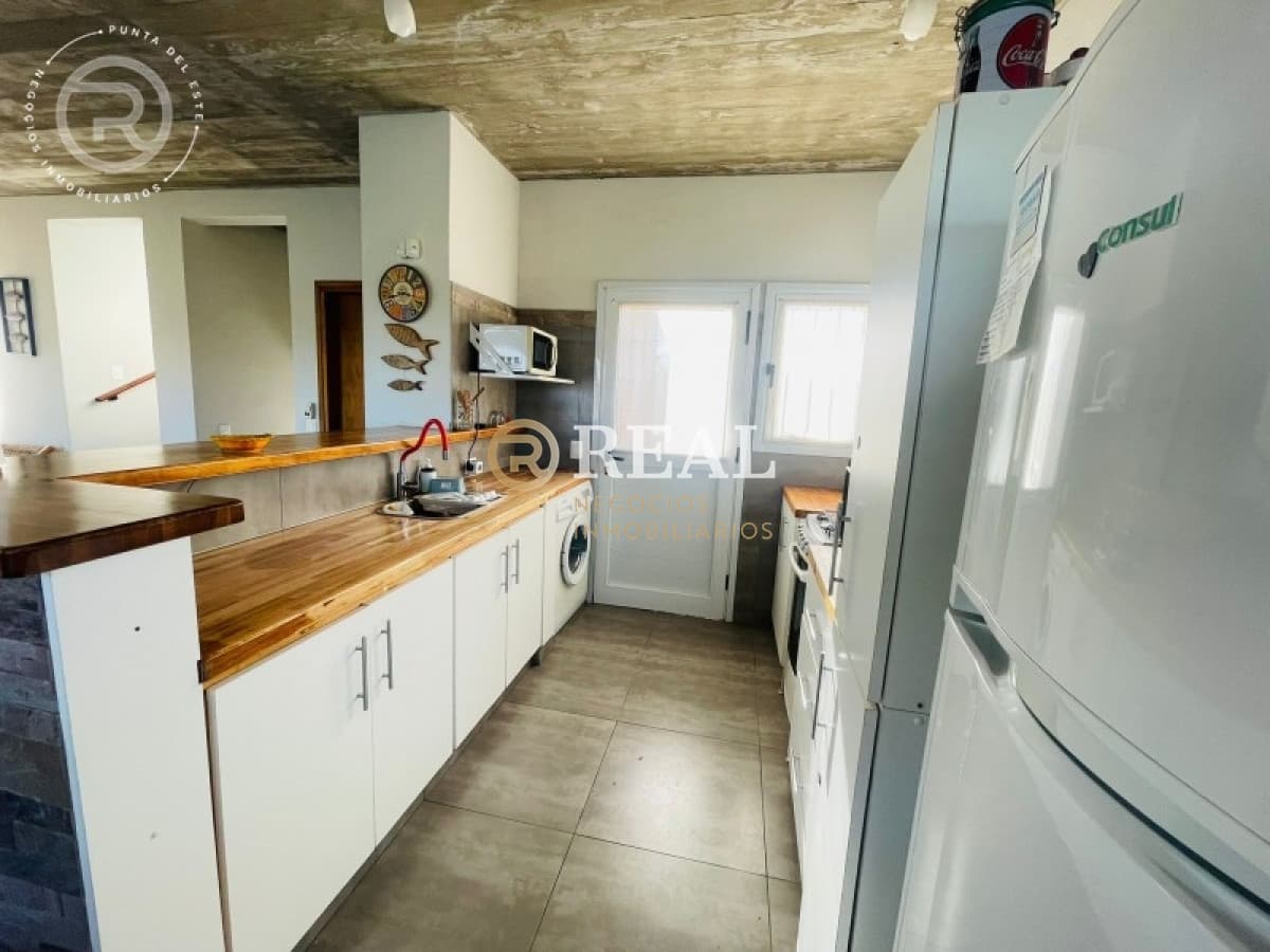 Moderna y con amplios ambientes