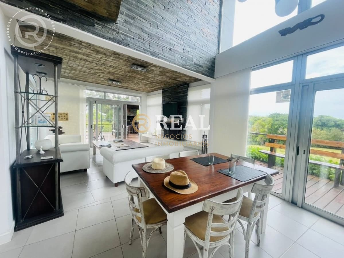 Casa ID.229 - Gran oportunidad en barrio cerrado San Vicente !!