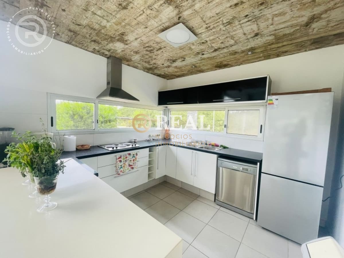 Casa ID.229 - Gran oportunidad en barrio cerrado San Vicente !!