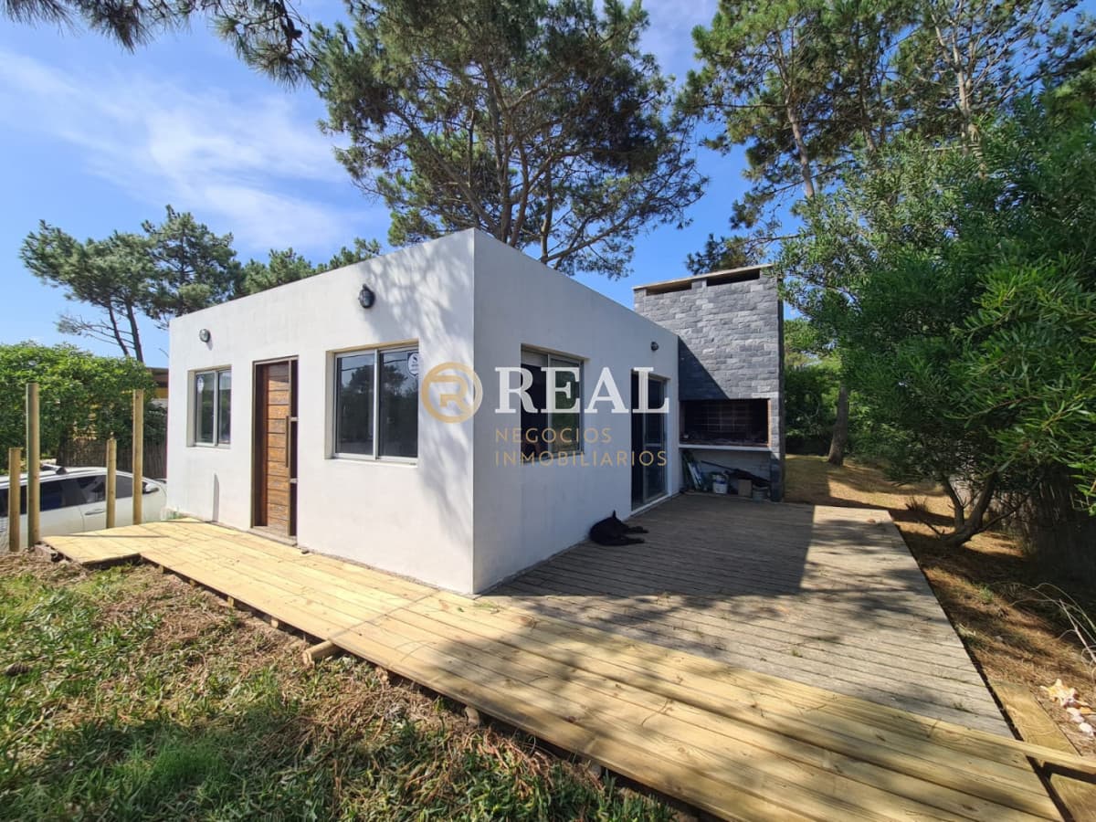 Casa ID.1150 - Casa 2 dormitorios 2 baños a 100 m del Mar