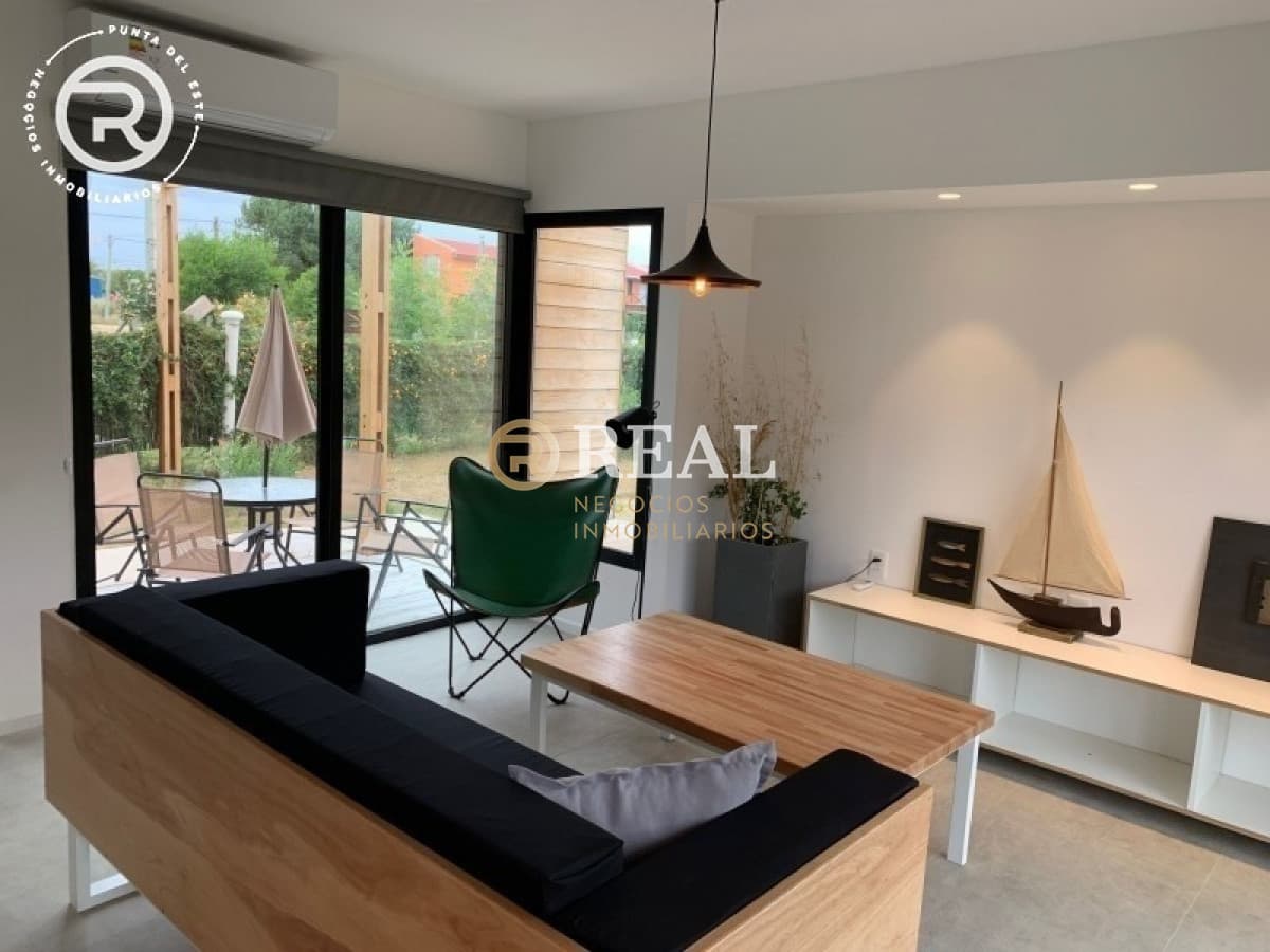 Casa ID.851 - Se vende casa a estrenar con hermosa vista al mar en Balneario Buenos Aires