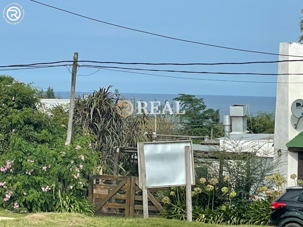Terreno ID.1103 - Terreno en zona El Chorro con vista al mar