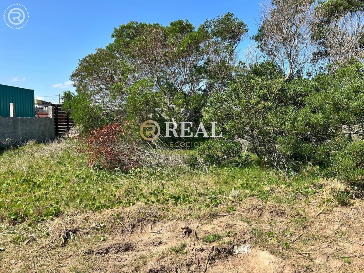 Terreno ID.402 - Se venden tres terrenos a pasos del mar