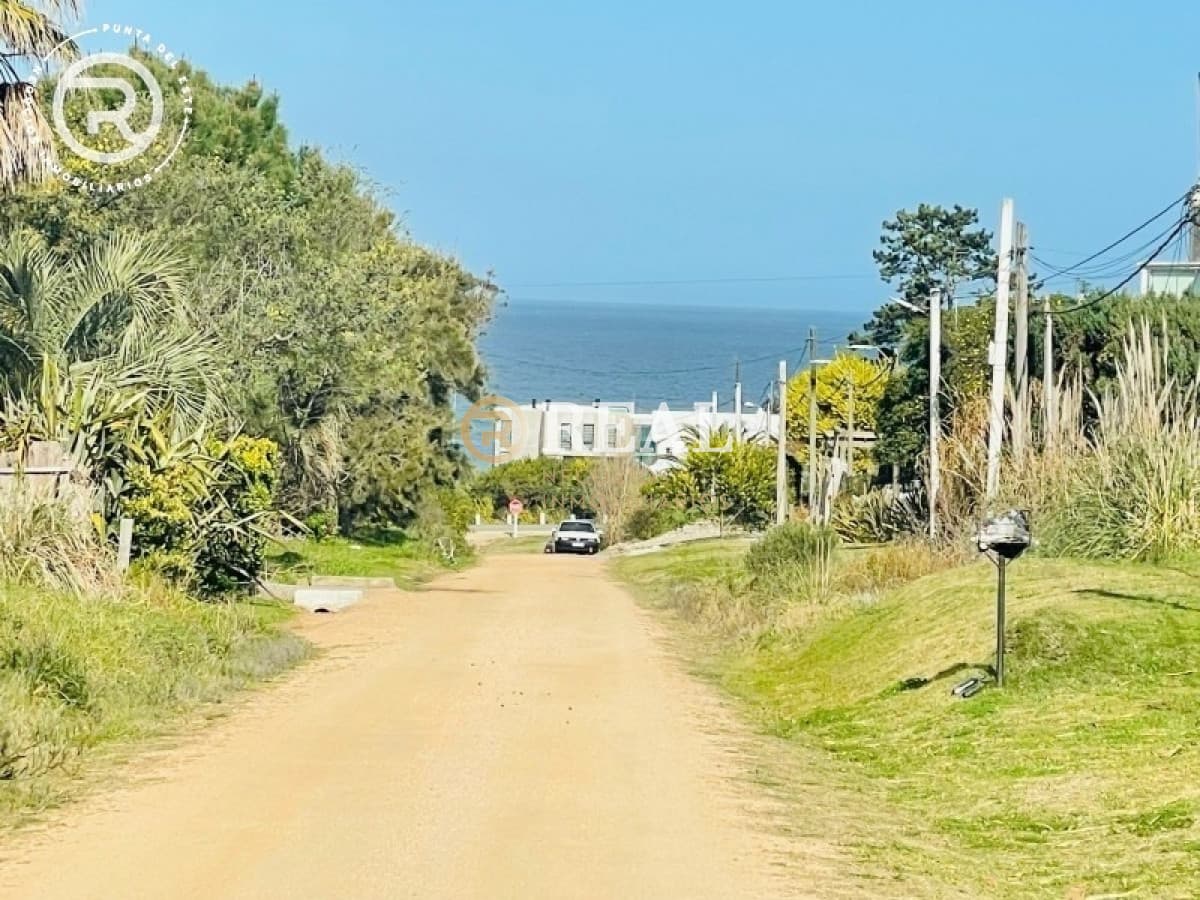 Terreno ID.861 - Terreno muy bien ubicado zona El Chorro