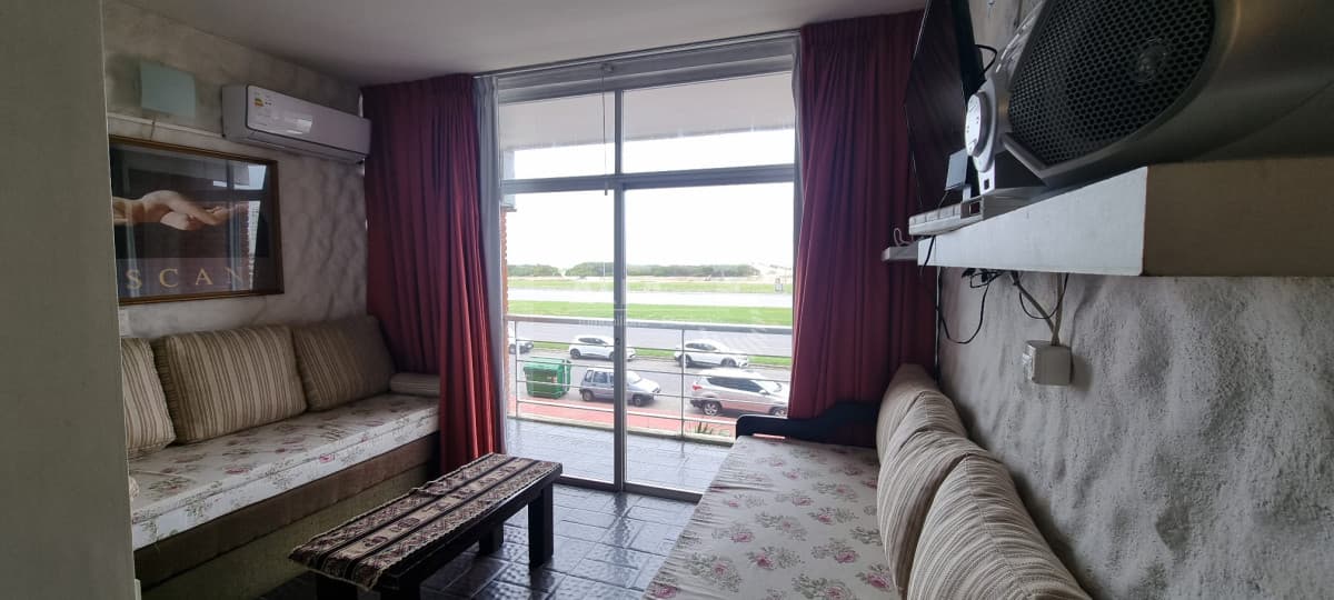 Apartamento en zona playa brava