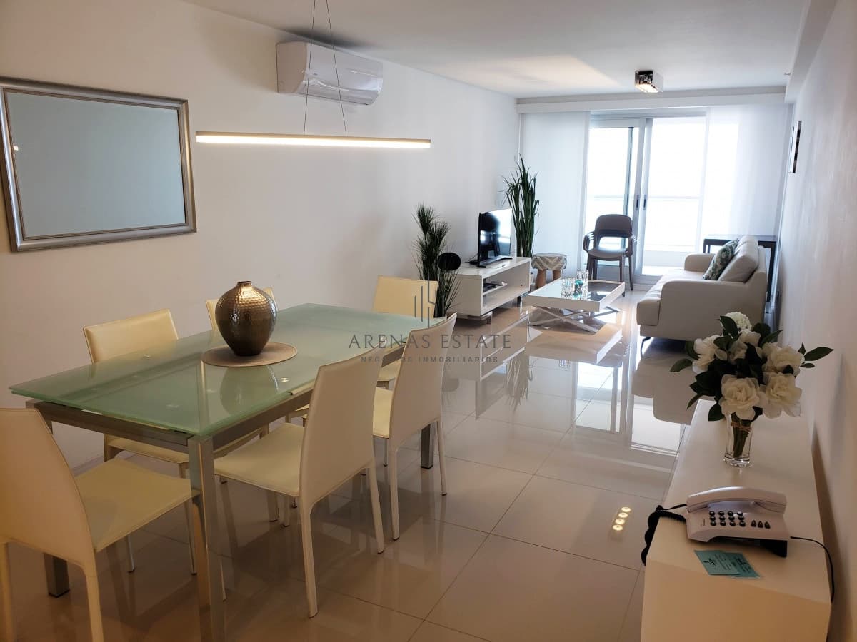 Apartamento ID.614 - Playa Brava , edificio con muy buenos amenities , Punta del Este