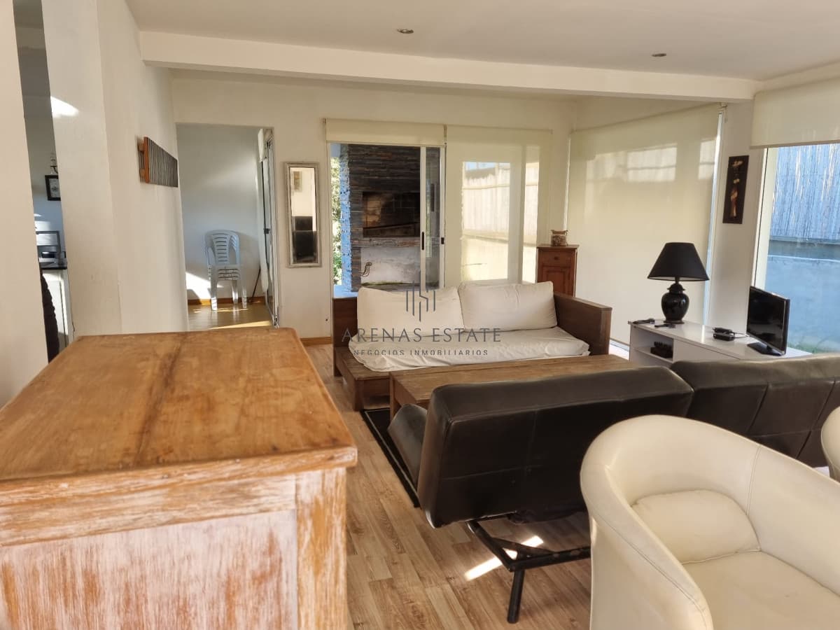 Casa ID.1371 - Casa de estilo minimalista próxima al mar.