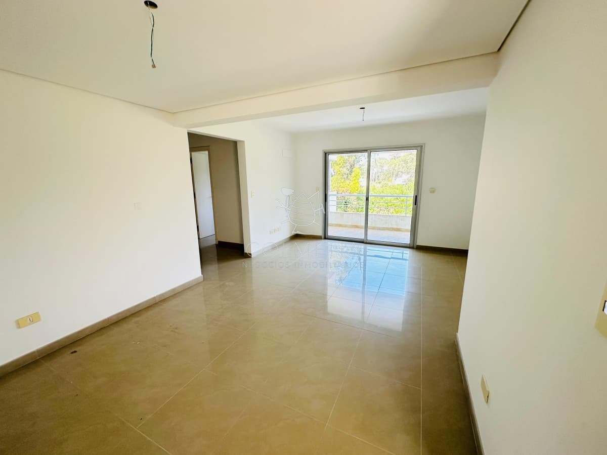 Apartamento en venta 2 dormitorios, Altos del Golf, Playa Brava!