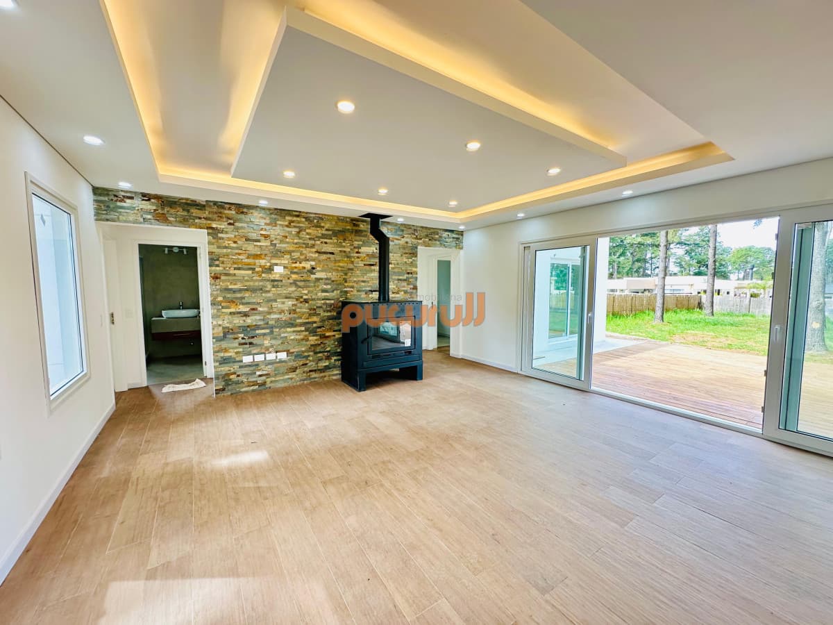 Casa en venta a estrenar, Lussich, Punta Ballena